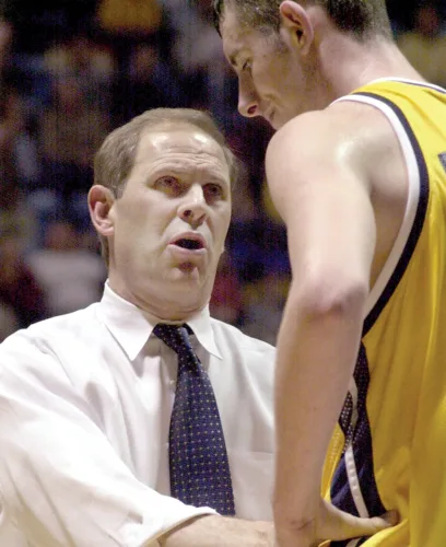 Beilein takes trip down memory lane before HOF ceremony